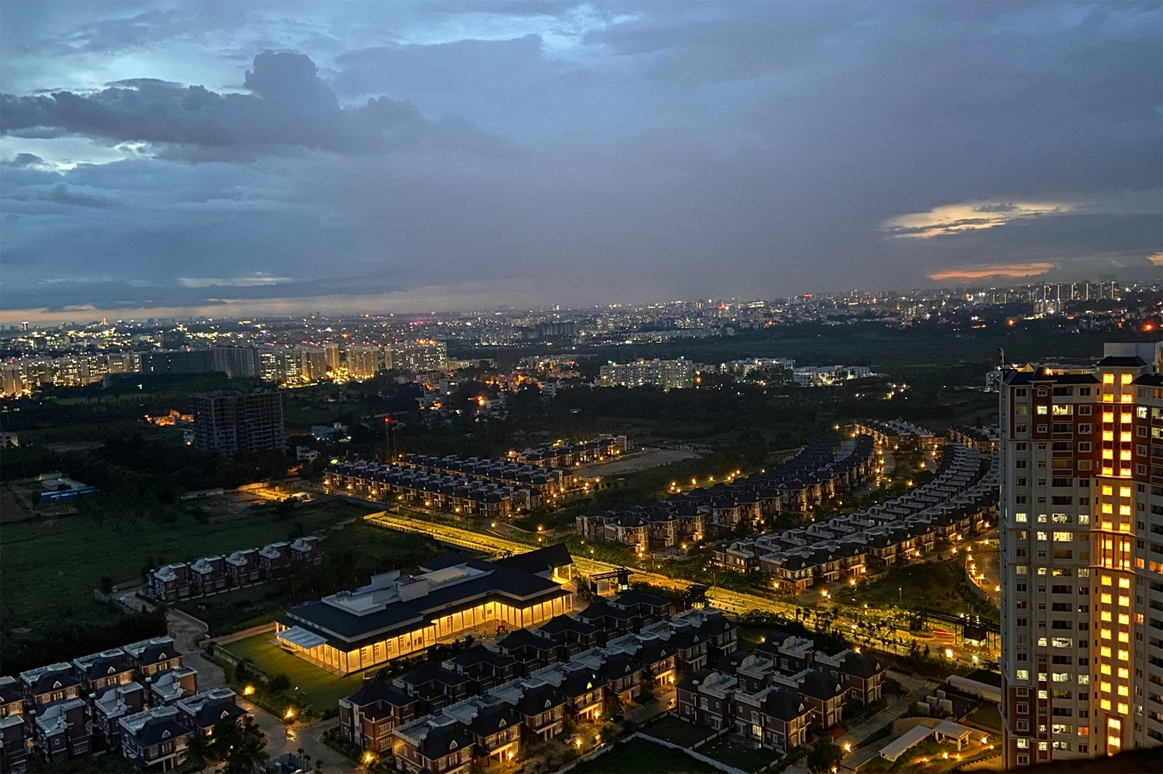 Discover trendy cafés and craft breweries Visit lush gardens and historic landmarks Enjoy a pleasant climate for much of the year Great base for nearby weekend getaways